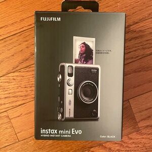 Brand New FujiFilm Instax Mini Evo